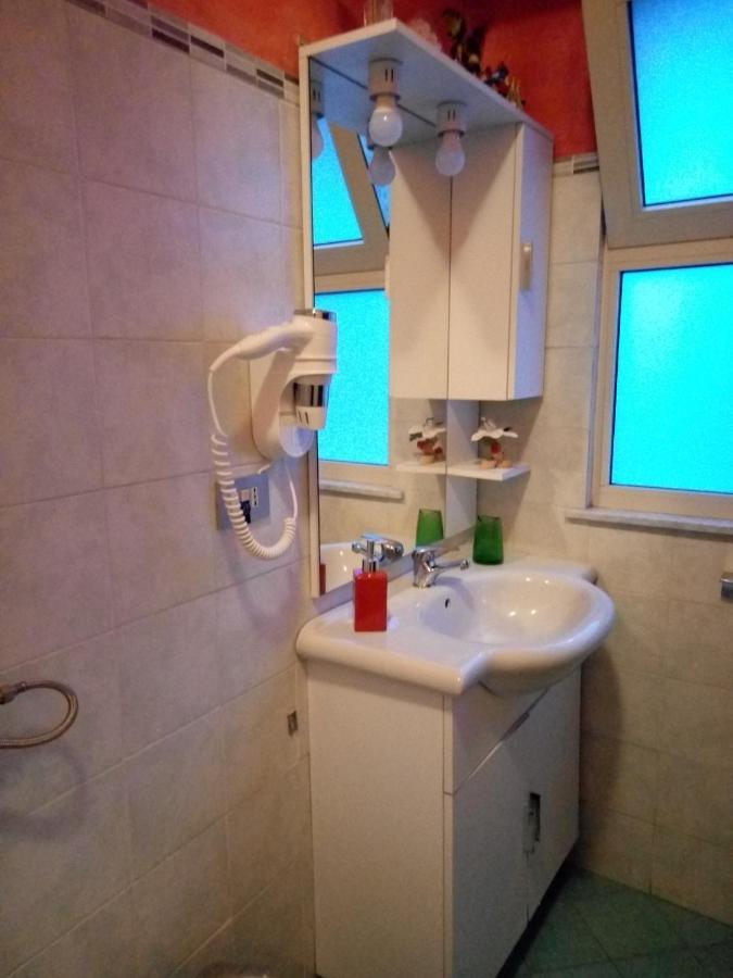 "Private Room" Stanza Privata With Private Bathroom - Shared Kitchen And Beautiful Terrace On Taormina Center Hostel Taormina Buitenkant foto